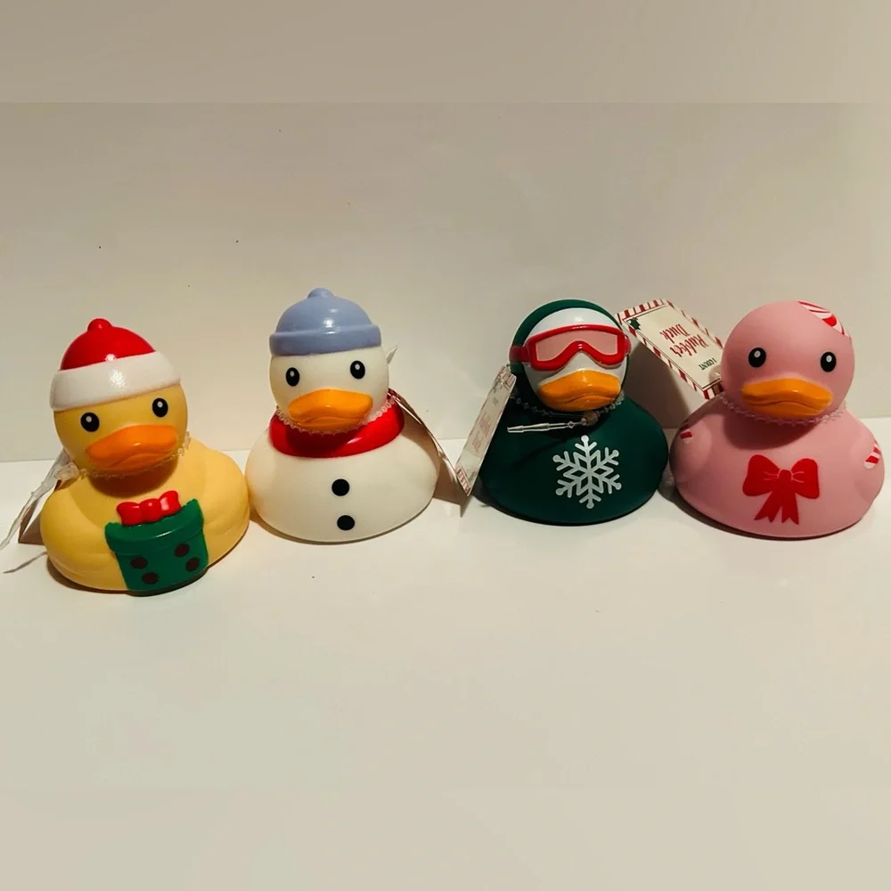 NEW! Bullseye Playground Holiday Rubber Duck Set-(Includes 4 Ducks)-NWT